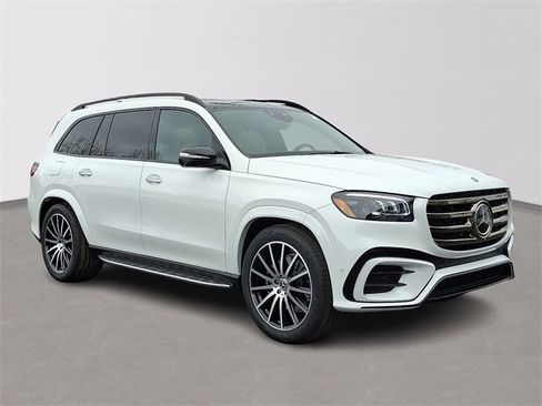 Certified 2026 Mercedes-Benz GLS 580 4MATIC image 3