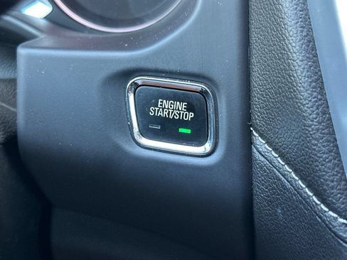 Certified 2020 GMC Acadia SLT AWD/4WD image 24