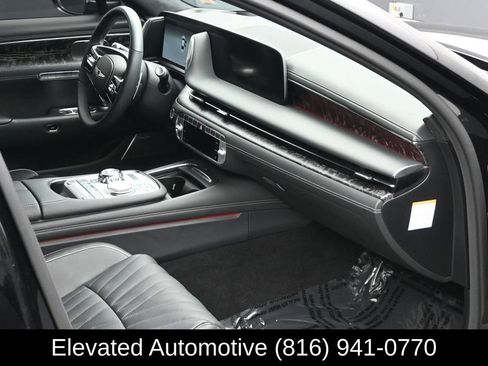 Used 2024 Genesis G90 3.5T AWD/4WD image 6