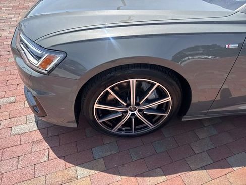 Used 2025 Audi A6 3.0T Premium w/ Black Optic Sport Package AWD/4WD image 10