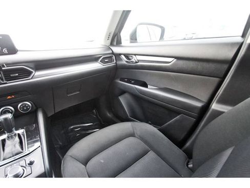 Used 2019 MAZDA CX-5 Sport image 9