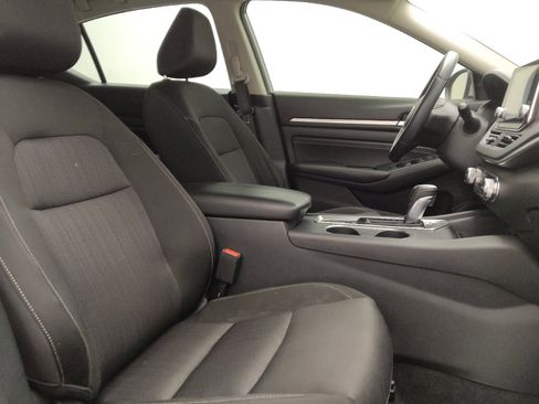 Used 2019 Nissan Altima 2.5 SV image 21