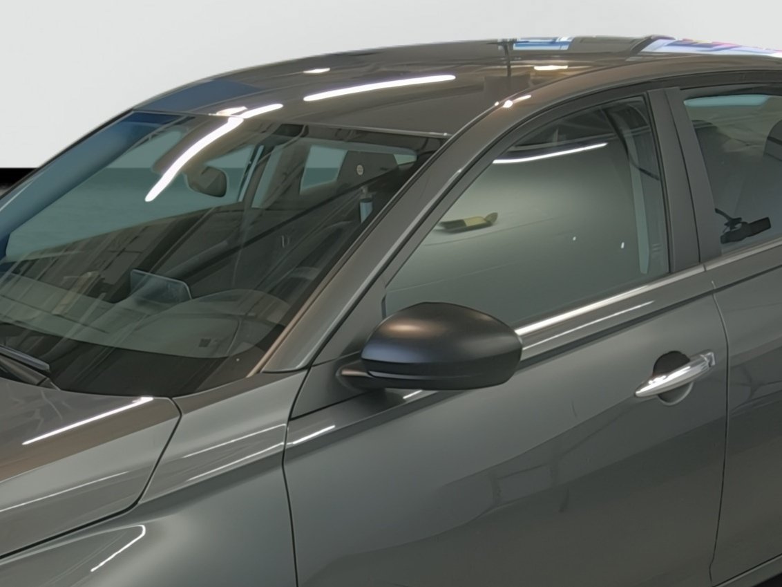 Used 2025 Nissan Altima 2.5 SV FWD image 9