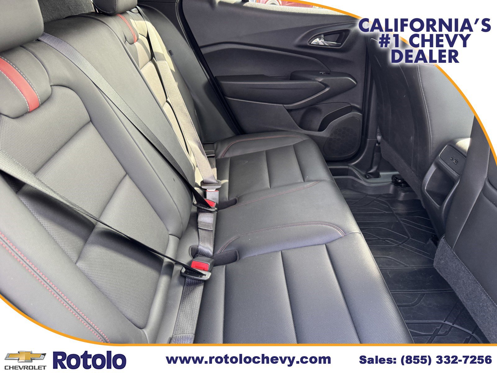 Used 2024 Chevrolet Trax RS w/ Sunroof Package FWD image 11