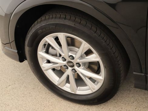 New 2025 Audi Q3 2.0T Premium image 30