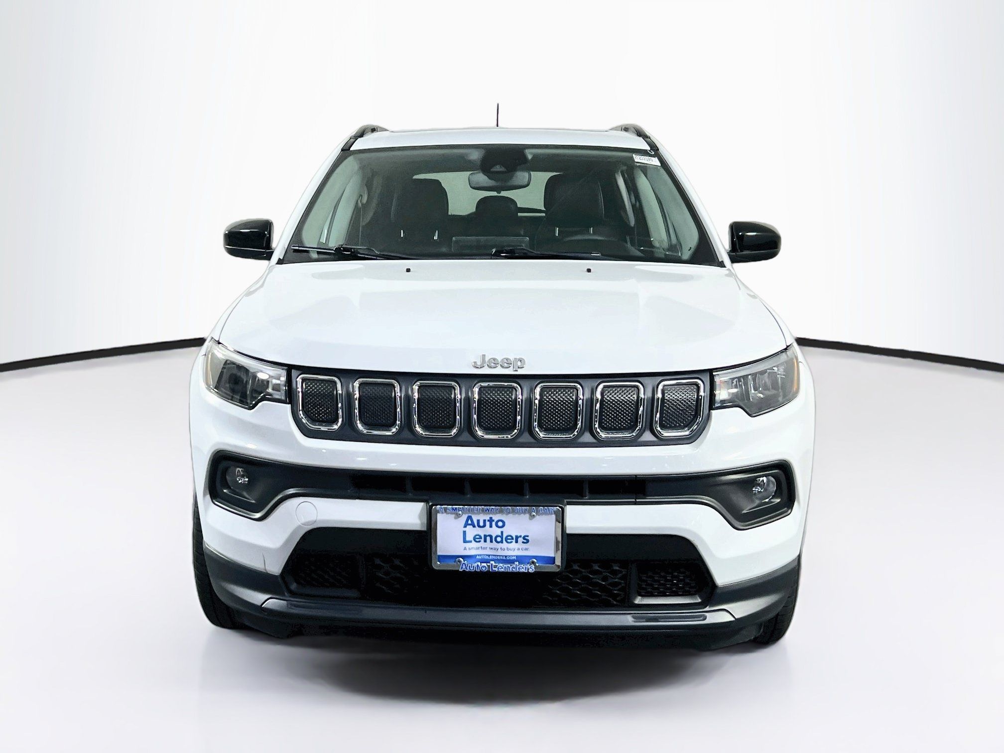 Used 2022 Jeep Compass Latitude w/ Sun and Sound Group AWD/4WD image 2