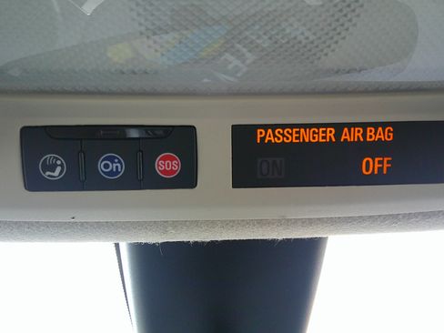 Used 2017 Chevrolet Cruze LS image 22