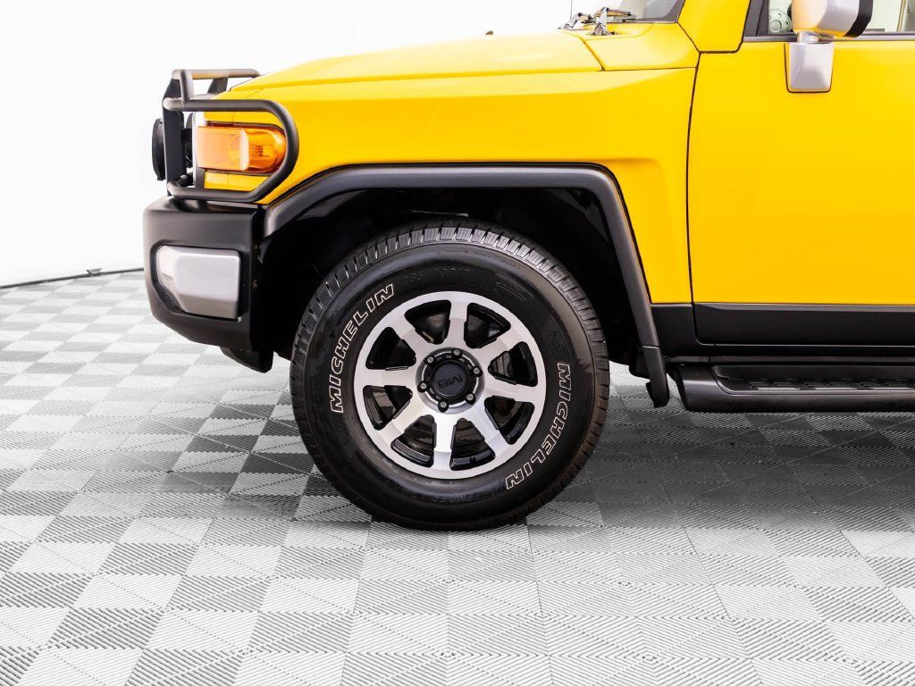 Used 2007 Toyota FJ Cruiser 4WD w/ Upgrade Pkg 2 image 35