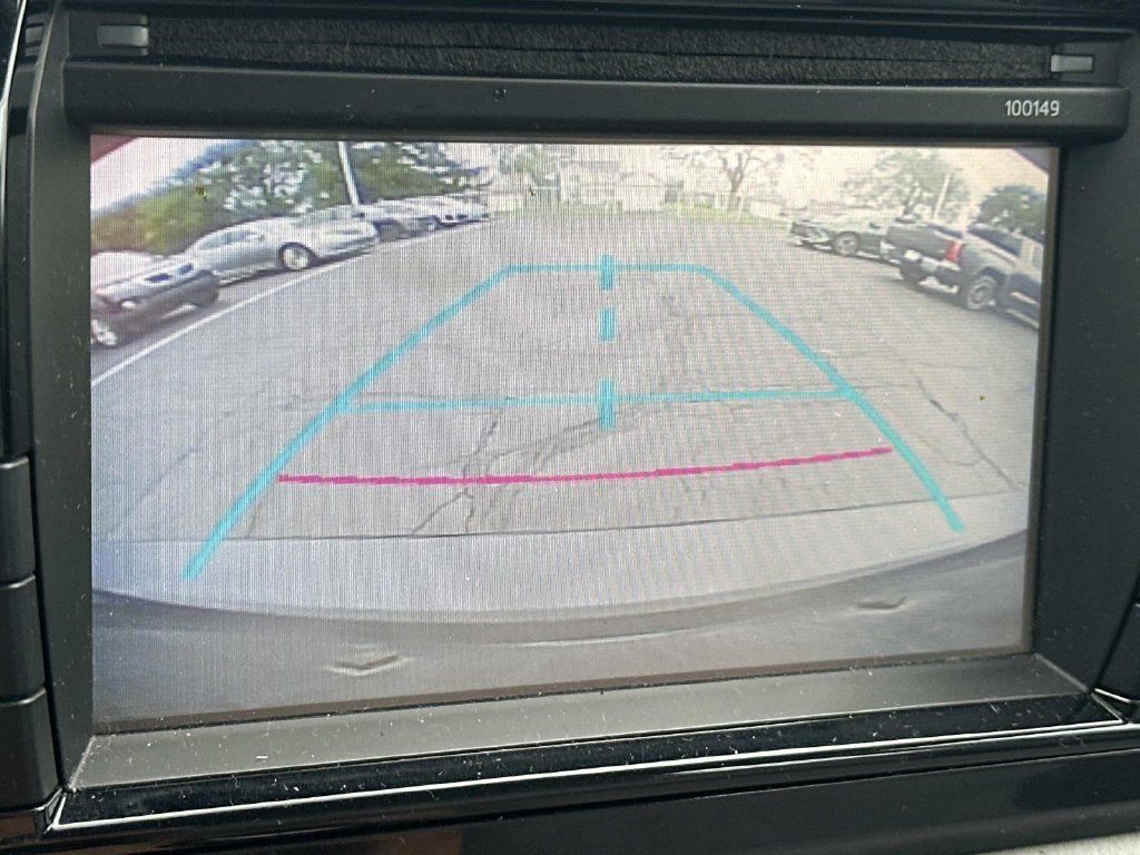 Used 2015 Toyota Corolla LE FWD image 27