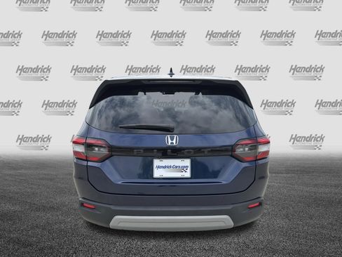 Used 2025 Honda Pilot EX-L image 9