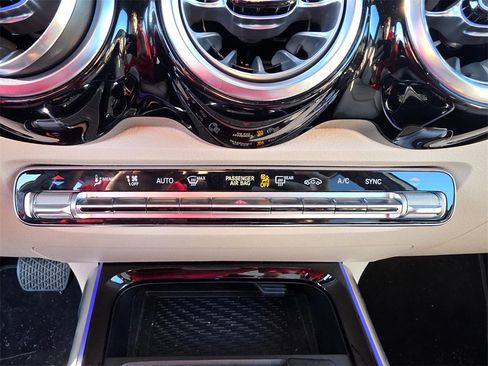 Used 2021 Mercedes-Benz GLE 450 GLE 450 image 22