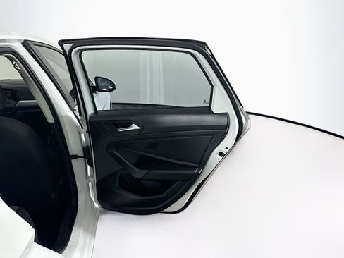 Used 2020 Volkswagen Jetta S image 27