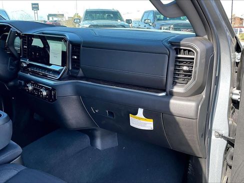 Used 2025 GMC Sierra 1500 Elevation image 36