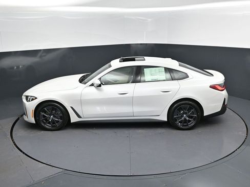 New 2026 BMW i4 eDrive40 w/ Premium Package image 32