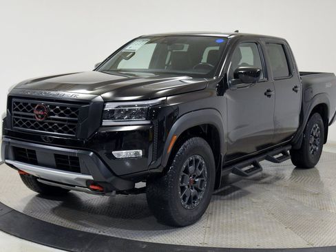 Used 2023 Nissan Frontier PRO-4X w/ Pro-4X Premium Package AWD/4WD image 9