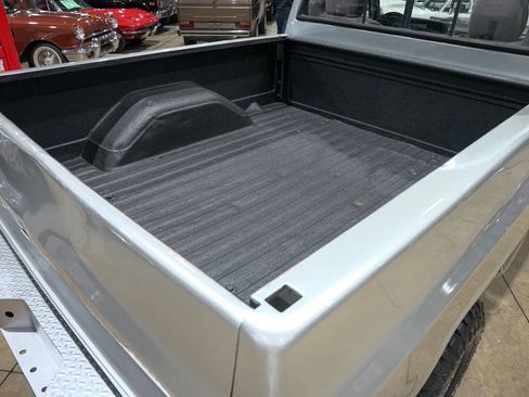 Used 1987 GMC Sierra 1500 R1500 2dr Standard Cab SB image 20