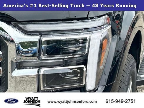 New 2025 Ford F150 Lariat w/ Equipment Group 501A Mid image 9