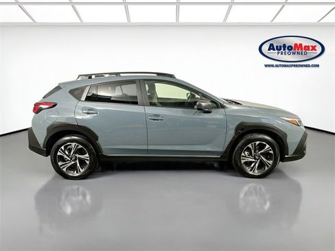 Used 2024 Subaru Crosstrek 2.0i Premium image 10