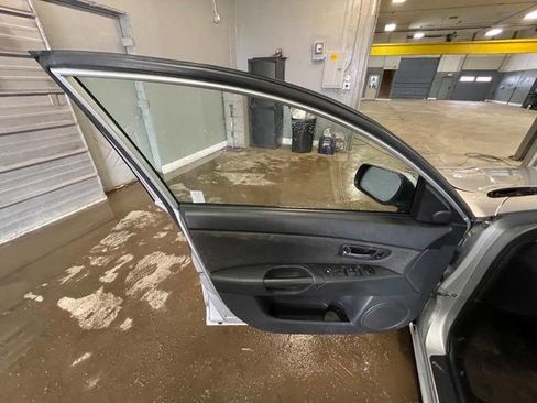 Used 2009 MAZDA MAZDA3 i Touring Value image 22