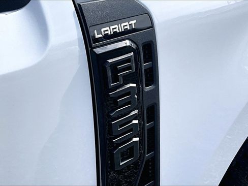New 2026 Ford F350 Lariat w/ Black Appearance Package AWD/4WD image 24