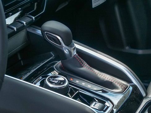 New 2026 Chevrolet Colorado Z71 w/ Technology Package image 18