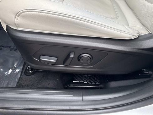 Used 2023 Hyundai Tucson Limited AWD/4WD image 23
