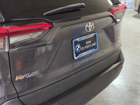 Used 2019 Toyota RAV4 XLE w/ All Weather Liner Package AWD/4WD image 14