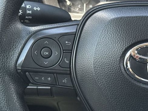 Used 2025 Toyota Corolla LE FWD image 14