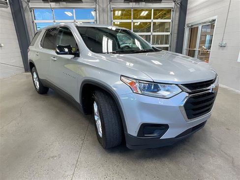 Used 2019 Chevrolet Traverse LS image 7