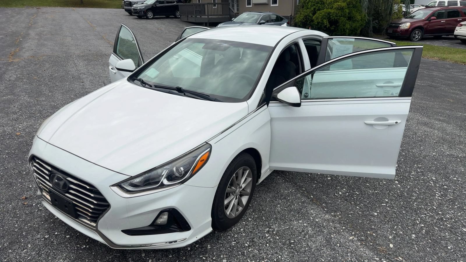 Used 2018 Hyundai Sonata SE FWD image 17