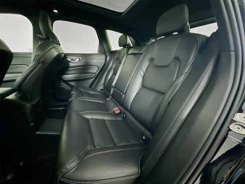 Used 2024 Volvo XC60 T8 Ultimate w/ Protection Package Premier image 26