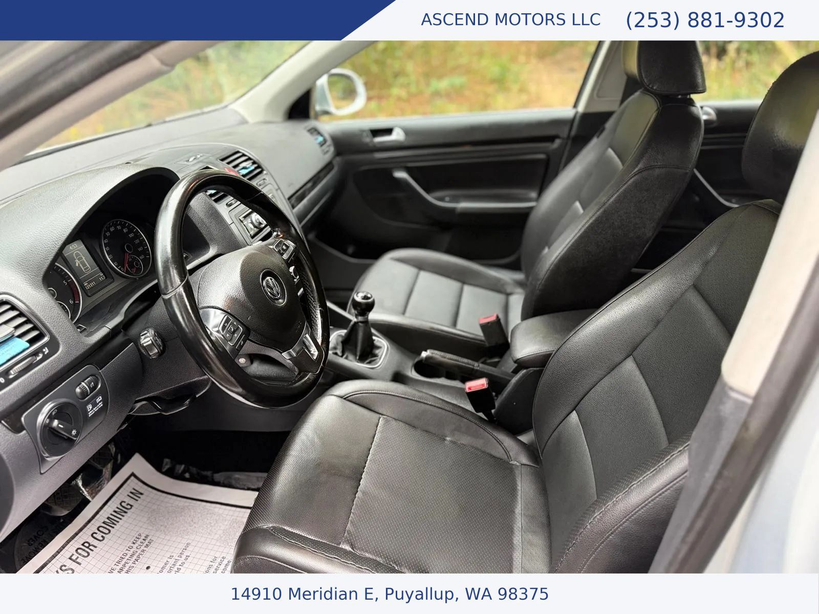 Used 2010 Volkswagen Jetta TDI FWD image 9