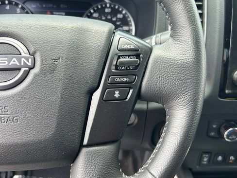 Used 2022 Nissan Frontier SV RWD image 36