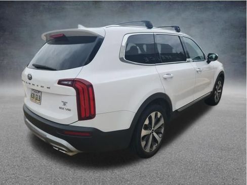 Used 2021 Kia Telluride EX w/ EX Premium Package FWD image 10