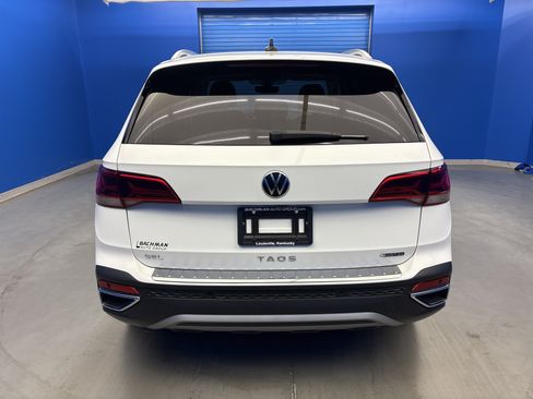 Used 2023 Volkswagen Taos SEL AWD/4WD image 6