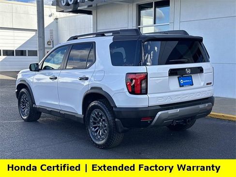 Certified 2026 Honda Passport TrailSport image 3