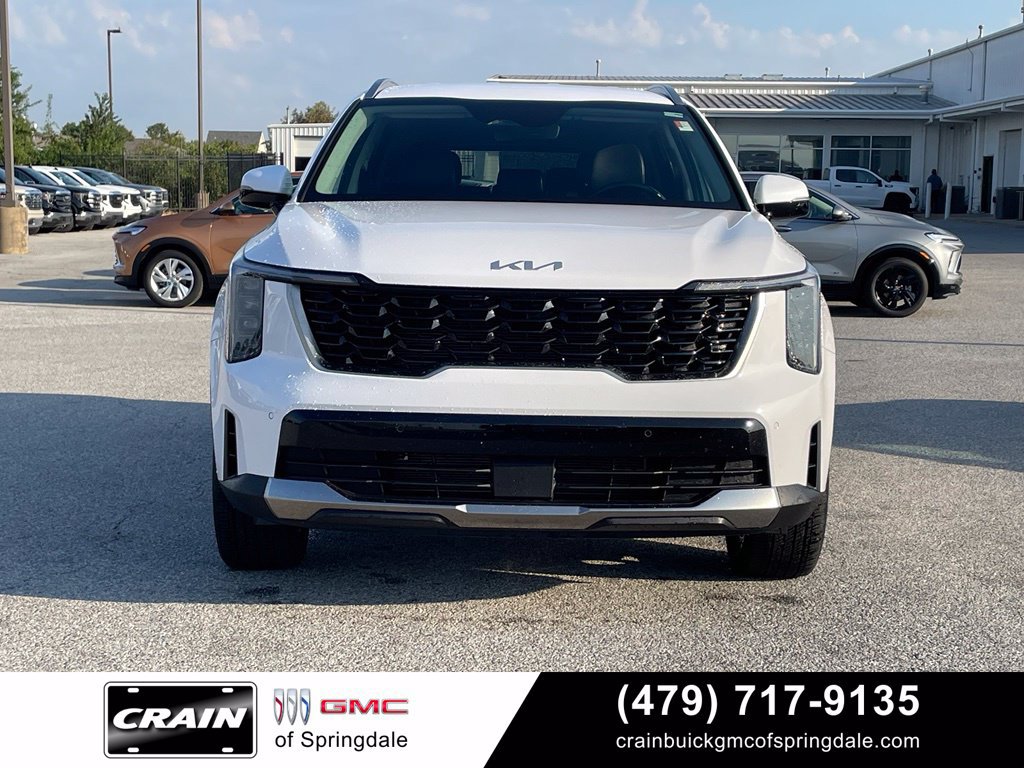 Used 2025 Kia Sorento S AWD/4WD image 2