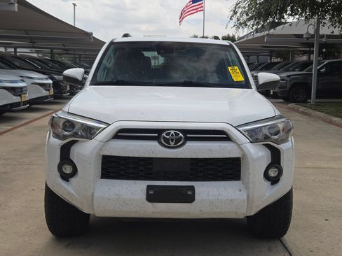 Used 2021 Toyota 4Runner SR5 RWD image 8