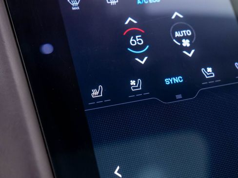 Certified 2023 Porsche Taycan GTS image 28