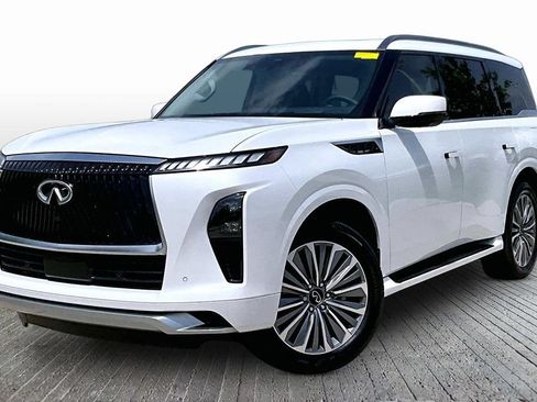 Certified 2025 INFINITI QX80 Luxe AWD/4WD image 3