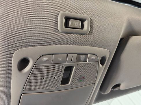 Used 2019 Nissan Pathfinder Platinum AWD/4WD image 14