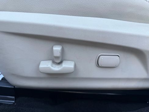 Used 2013 Subaru Outback 2.5i Limited w/ Moonroof Pkg image 30