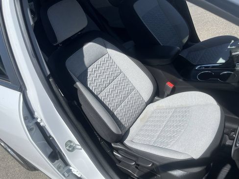 Used 2022 Chevrolet Equinox LS w/ LS Convenience Package FWD image 25