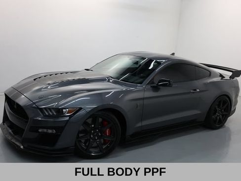 Used 2022 Ford Mustang Shelby GT500 w/ Carbon Fiber Track Pack RWD image 16