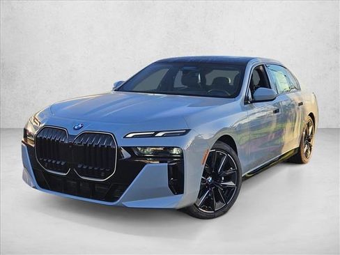 New 2026 BMW 740i xDrive image 1