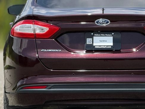 Used 2013 Ford Fusion SE FWD image 13