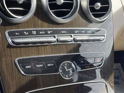 Used 2019 Mercedes-Benz C 300 Sedan image 31