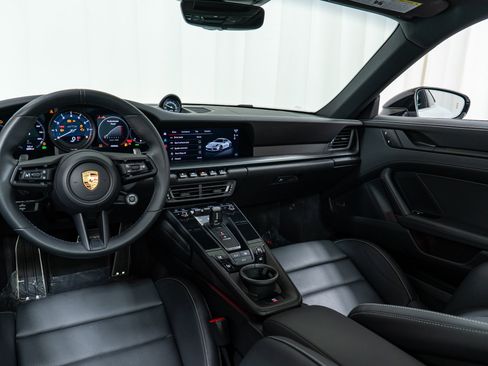 Certified 2024 Porsche 911 Carrera 4 GTS image 21