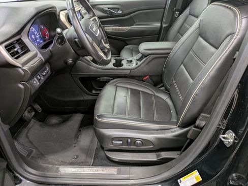 Used 2022 GMC Acadia Denali w/ Black Diamond Edition AWD/4WD image 5