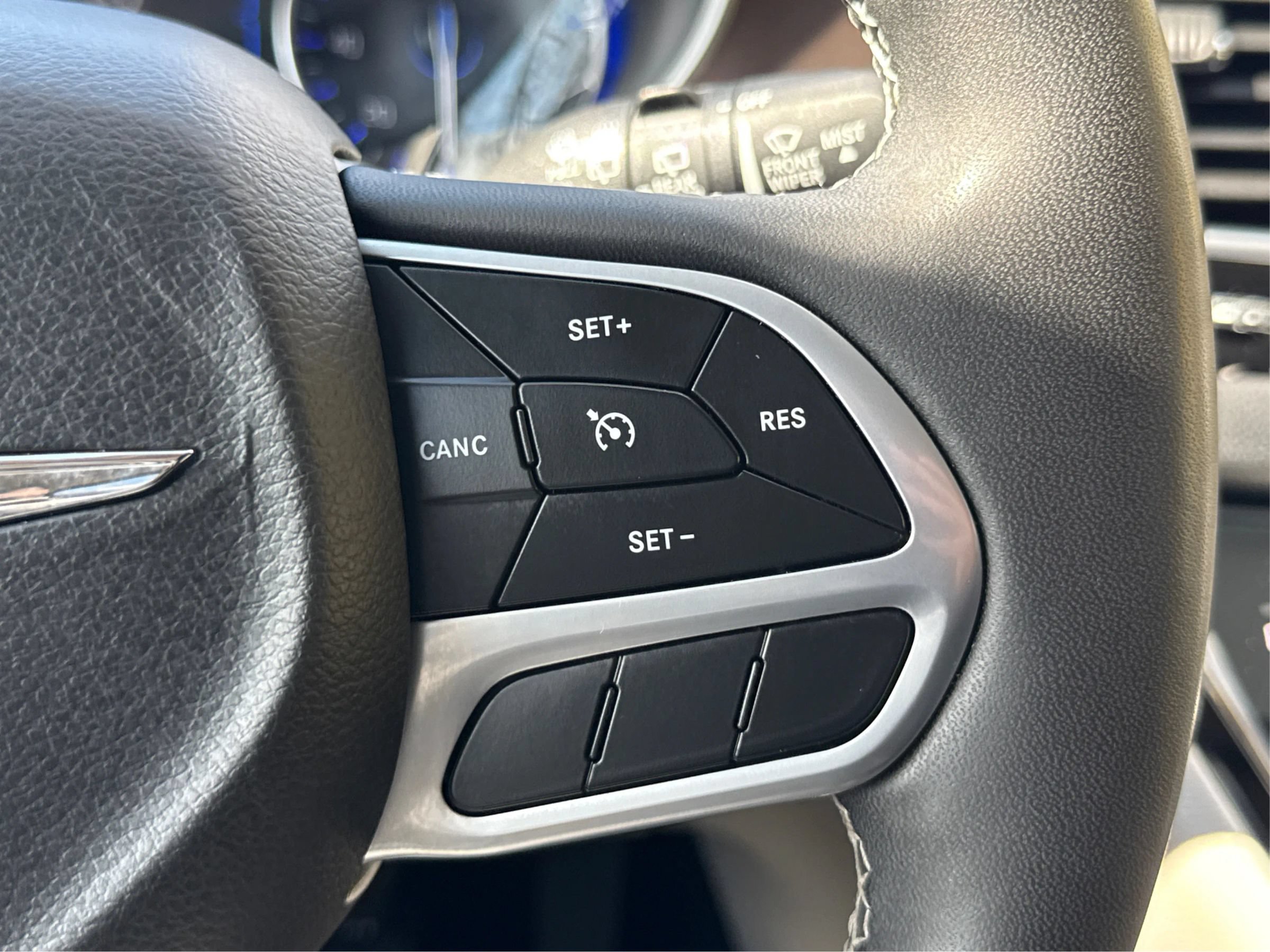 Used 2024 Chrysler Voyager LX FWD image 34